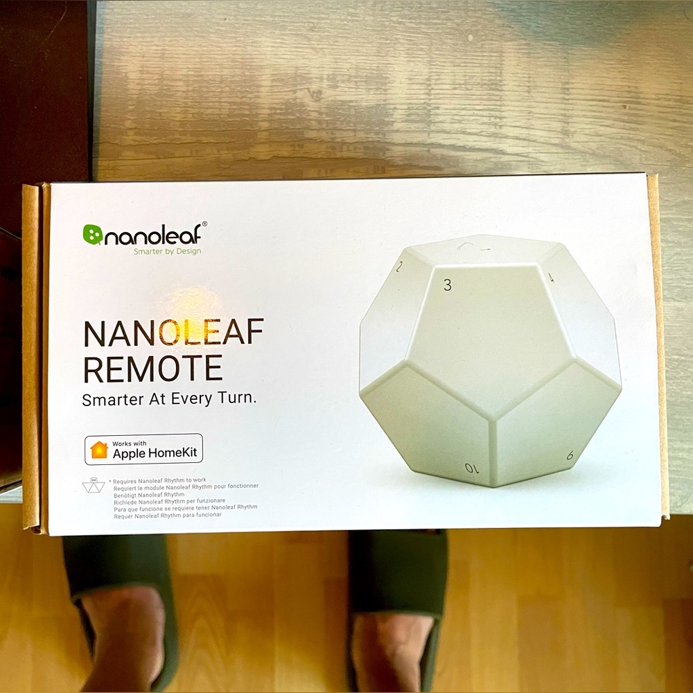 Nanolead light panels and remote (now discontinued). Unopened, NWT!!